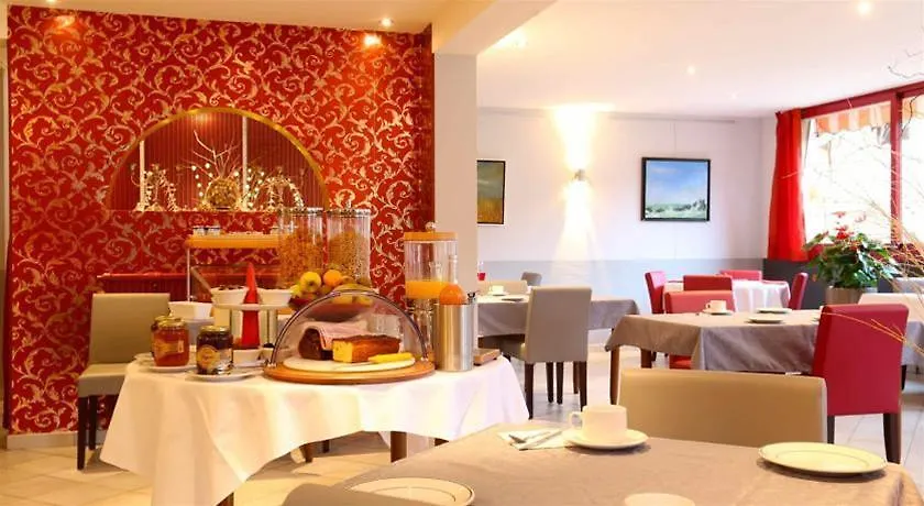 Logis Hôtel La Terrasse Fleurie Divonne-les-Bains