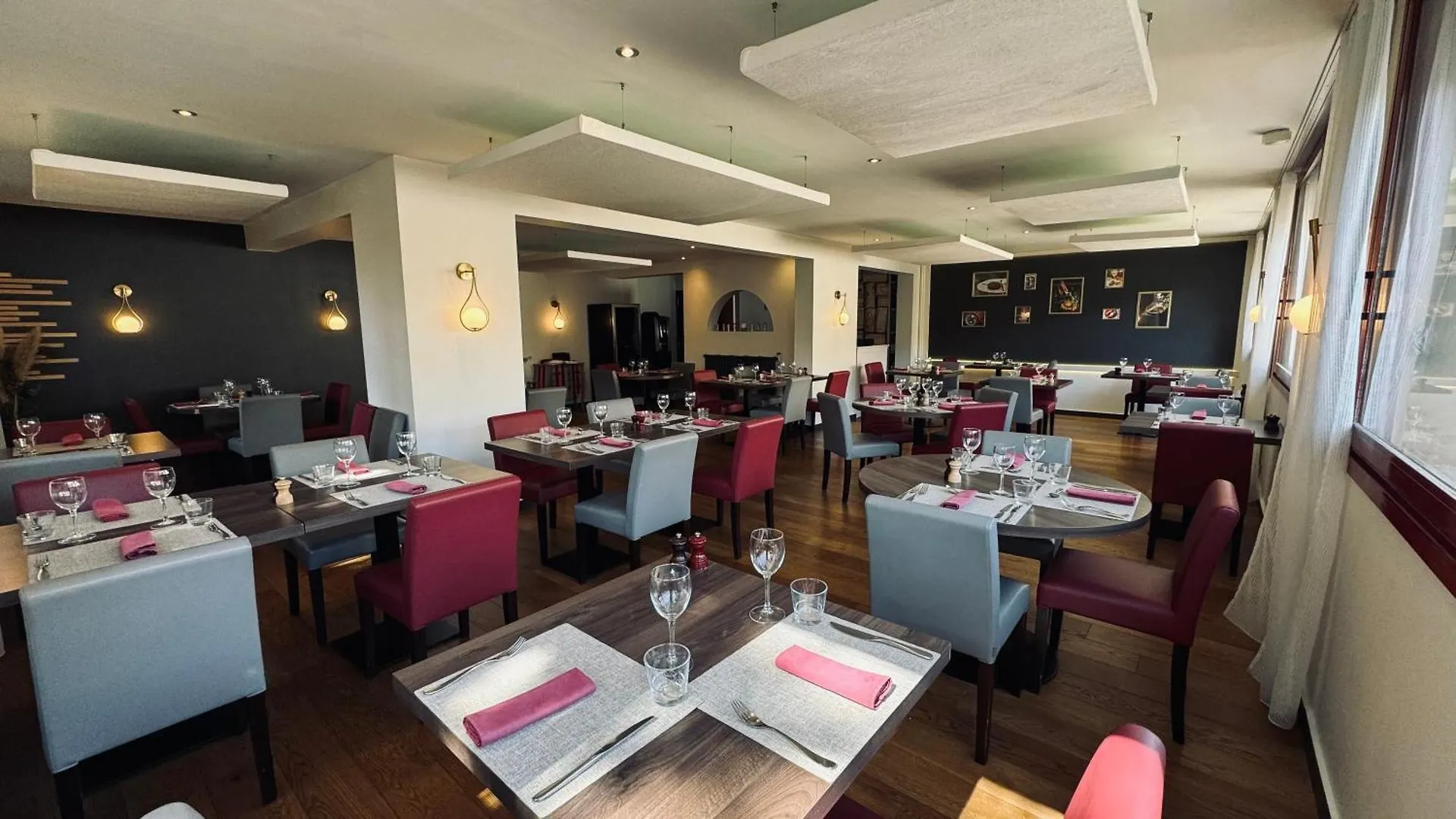 La Terrasse Fleurie, Logis, Hotel Et Restaurant Divonne-les-Bains 2*,  Frankreich